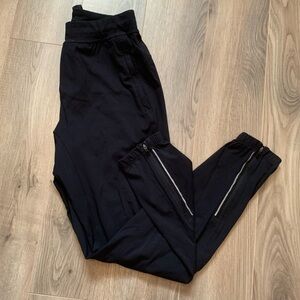 Lululemon Men’s Surge Joggers